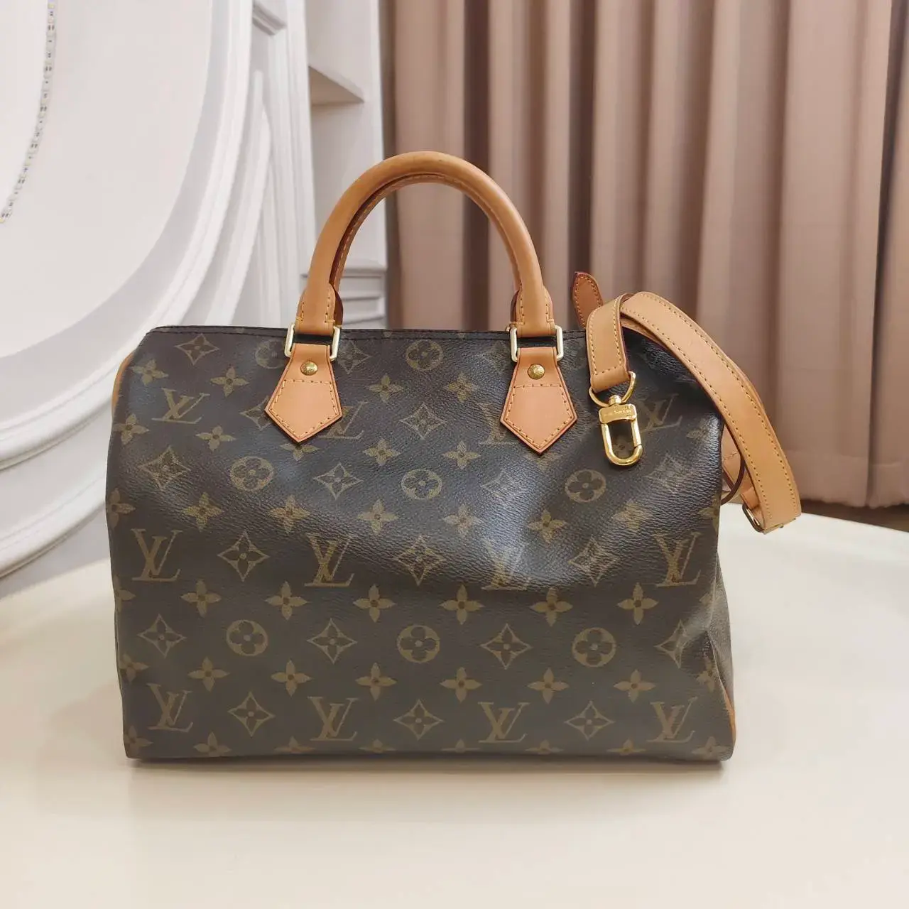 กระเป๋าหลุยส์ทรงสี่เหลี่ยม Speedy