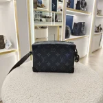 Louis Vuitton, Mini Soft Trunk, Mini, Black, Like New - Image 3