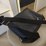 Louis Vuitton, Discovery Damier Infini Messenger Bag, PM, Blue, Very Good - Image 18