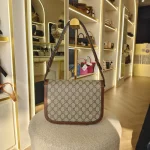 Gucci, Horsebit 1955 Shoulder Bag, Medium, Beige, Very Very  Good - Image 3