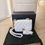 Chanel, 22S Small Flap Bag, Small, White, Very Very  Good - Image 2