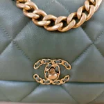 Chanel, Chanel 19 Flap Bag, Small, Green, Very Very  Good - Image 29