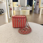 Chanel, Vanity Case With Chain, Mini, Red, Like New - Image 3
