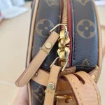 Louis Vuitton, Boite Chapeau Souple, MM, Brown, Very Good - Image 5