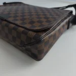 Louis Vuitton, District, MM, Brown, Very Good - Image 8