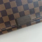 Louis Vuitton, District, MM, Brown, Very Good - Image 11