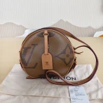 Louis Vuitton, Boîte Chapeau Souple MM, MM, Brown, Like New - Image 2