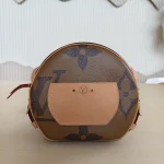 Louis Vuitton, Boîte Chapeau Souple MM, MM, Brown, Like New - Image 4