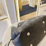 Louis Vuitton, Bella Mahina, , Black, Very Very  Good - Image 7