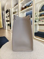 Louis Vuitton, OnTheGo MM, MM, Beige, Very Very  Good - Image 6