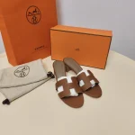 Hermes, Oasis Sandal, 38, Gold, New - Image 3