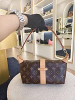 Louis Vuitton, Bumbag, Mini, Brown, Used Once - Image 39