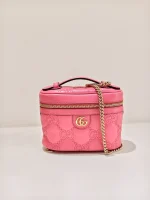Gucci, Matelassé Mini Vanity Case , Mini, Pink, Like New - Image 5