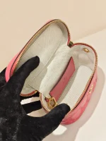 Gucci, Matelassé Mini Vanity Case , Mini, Pink, Like New - Image 23