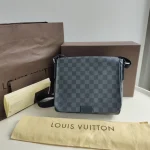 Louis Vuitton, District, PM, Black, Very Good - Image 2