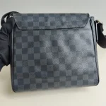 Louis Vuitton, District, PM, Black, Very Good - Image 14