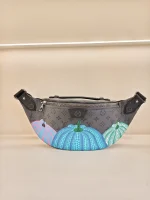 Louis Vuitton, bumbag maxi, , Black, Like New - Image 4