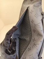 Louis Vuitton, bumbag maxi, , Black, Like New - Image 23