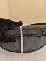Louis Vuitton, bumbag maxi, , Black, Like New - Image 34