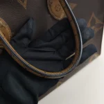 Louis Vuitton, 0n The Go , MM, Brown, Very Good - Image 7