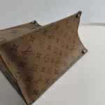 Louis Vuitton, 0n The Go , MM, Brown, Very Good - Image 14