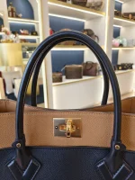 Louis Vuitton, On my Side, , Black, Very Like New - Image 31