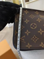Louis Vuitton, On my Side, , Black, Very Like New - Image 56