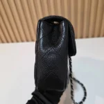 Chanel, East West, 10", Black, Very Very  Good - 图片 7