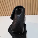 Chanel, East West, 10", Black, Very Very  Good - 图片 8