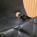Chanel, East West, 10", Black, Very Very  Good - 图片 23