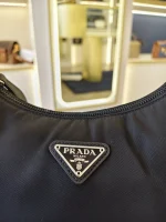 Prada, Re-Edition 2000, , Black, Very Very  Good - Image 7