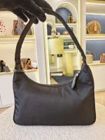 Prada, Re-Edition 2000, , Black, Very Very  Good - Image 10