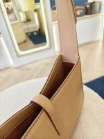 YSL, Le 5 A 7 Hobo Bag, , Beige, Very Good - Image 22