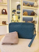 Bottega Veneta, Intrecciato Clutch, , Blue, Very Very  Good - 图片 2