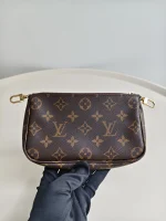 Louis Vuitton, Multi Pochette Accessoires, , Brown, Like New - Image 23