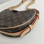 Louis Vuitton, Croissant, MM, Brown, Very Very  Good - Image 8