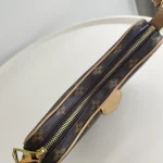 Louis Vuitton, Croissant, MM, Brown, Very Very  Good - Image 23