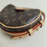 Louis Vuitton, Croissant, MM, Brown, Very Very  Good - Image 39