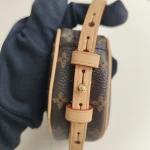 Louis Vuitton, Croissant, MM, Brown, Very Very  Good - Image 40