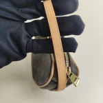 Louis Vuitton, Croissant, MM, Brown, Very Very  Good - Image 47
