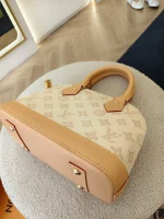 Louis Vuitton, Alma BB , BB, Cream, Very Like New - Image 12