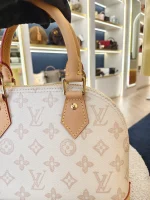 Louis Vuitton, Alma BB , BB, Cream, Very Like New - Image 15