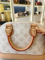 Louis Vuitton, Alma BB , BB, Cream, Very Like New - Image 17