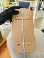 Louis Vuitton, Alma BB , BB, Cream, Very Like New - Image 28