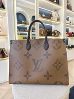 Louis Vuitton, On The Go, GM, Brown, Very Very  Good - Image 5