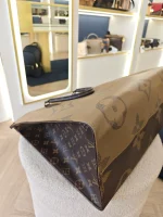 Louis Vuitton, On The Go, GM, Brown, Very Very  Good - Image 9