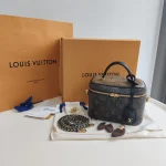 Louis Vuitton, Vanity PM, PM, Brown, Like New - Image 2