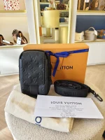 Louis Vuitton, Monogram  Shadow Phone Pouch NM, , Black, Very Very  Good - Image 2