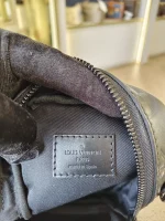 Louis Vuitton, Monogram  Shadow Phone Pouch NM, , Black, Very Very  Good - Image 27