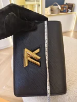 Louis Vuitton, Twist Belt Chain Wallet, , Black, Like New - Image 39